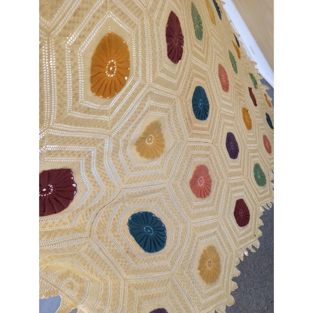 Antique Gorgeous Vintage Crochet Knitted Bed Spread Coverlet Scalloped Edges F/Q